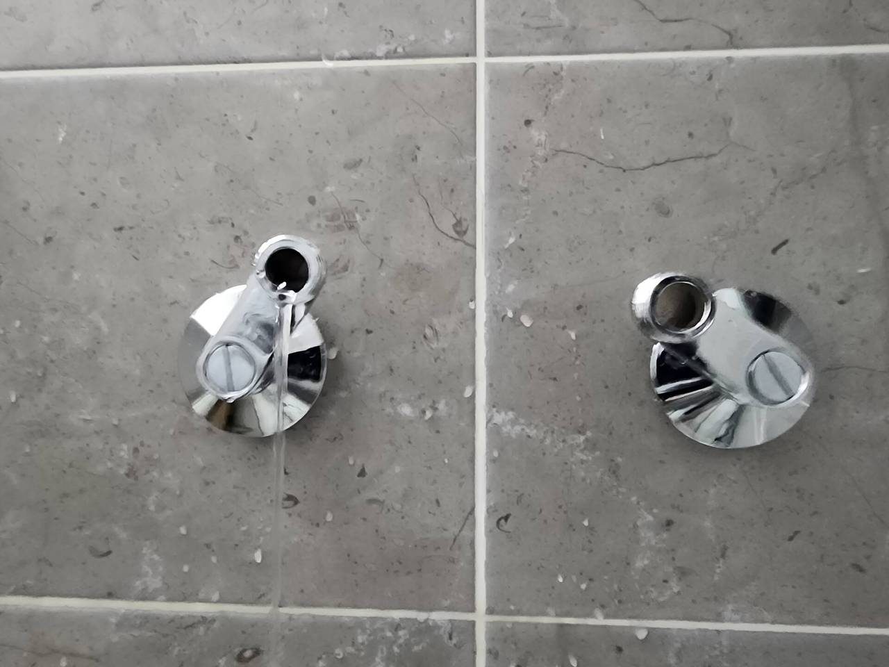 편심 배관 연결 및 수평 맞춤